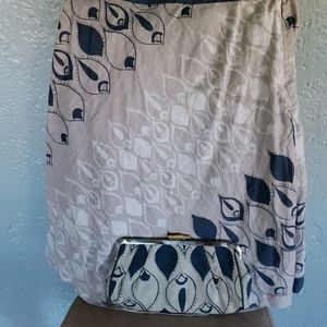 Old Navy Linen Skirt w/Purse